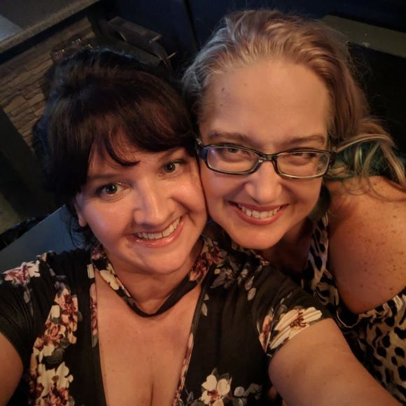 Meet your Posher, Carli - Picture 1 of 1